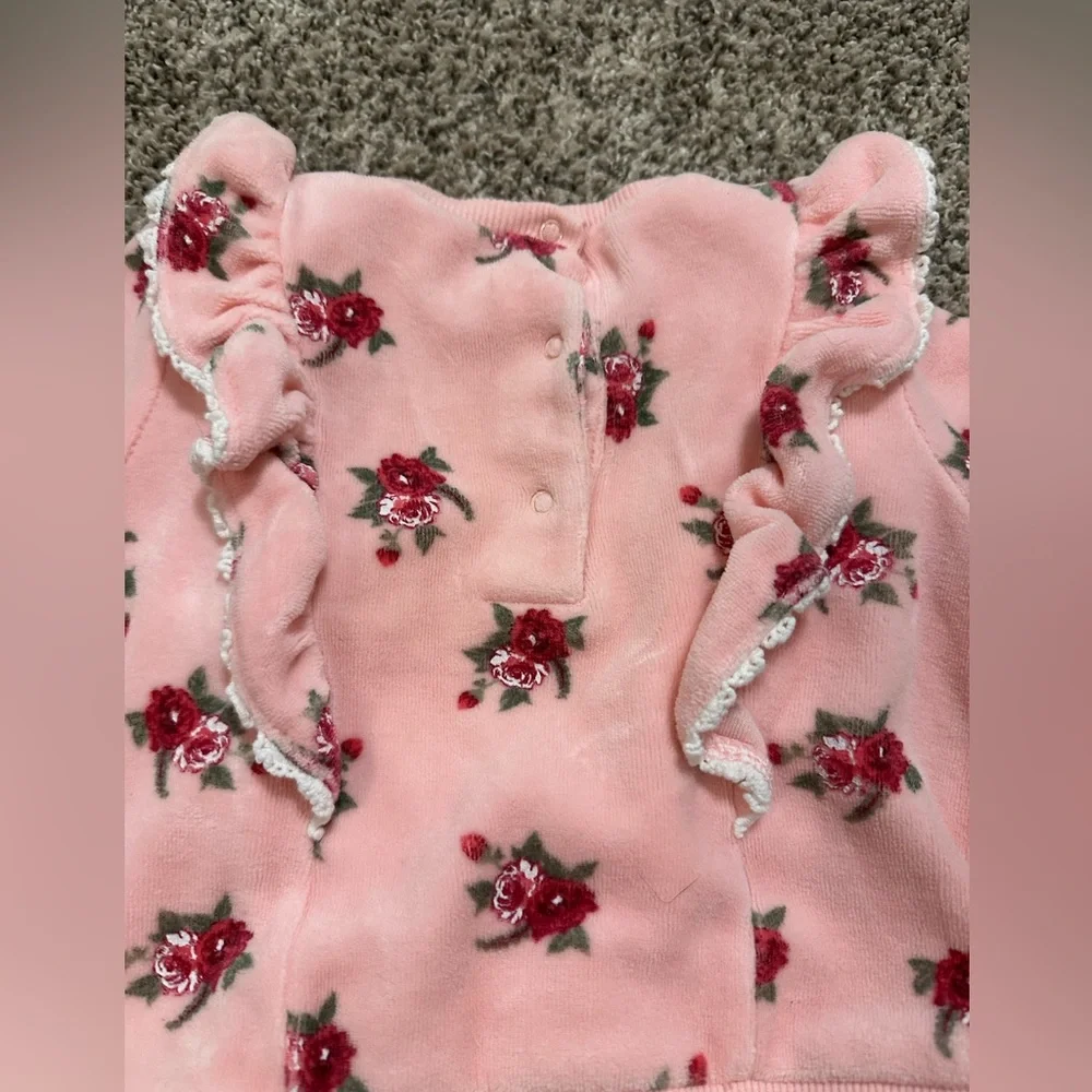 Little Me Ruffled Roses Velour Sweatshirt & Pants Set 12m